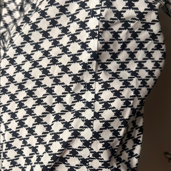 Talbots Black and White Notched Collar 3/4 Sleeve Blouse 327 - Picture 6 of 9